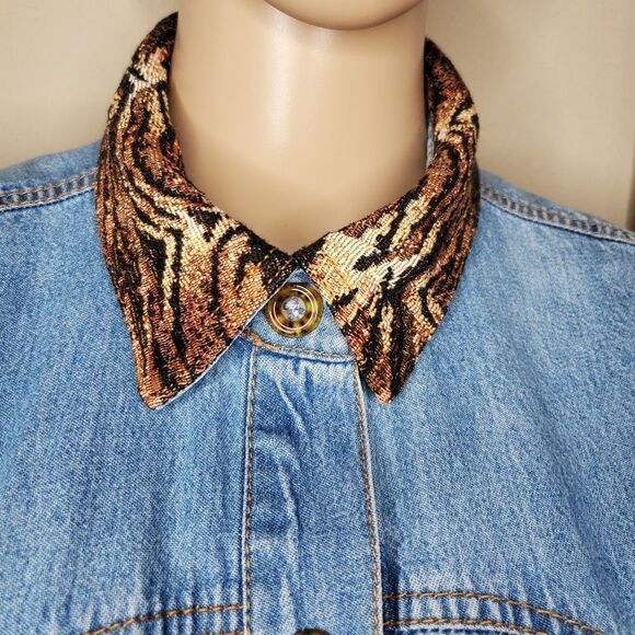 Vintage Monique Fashions denim blouse - Picture 4 of 10